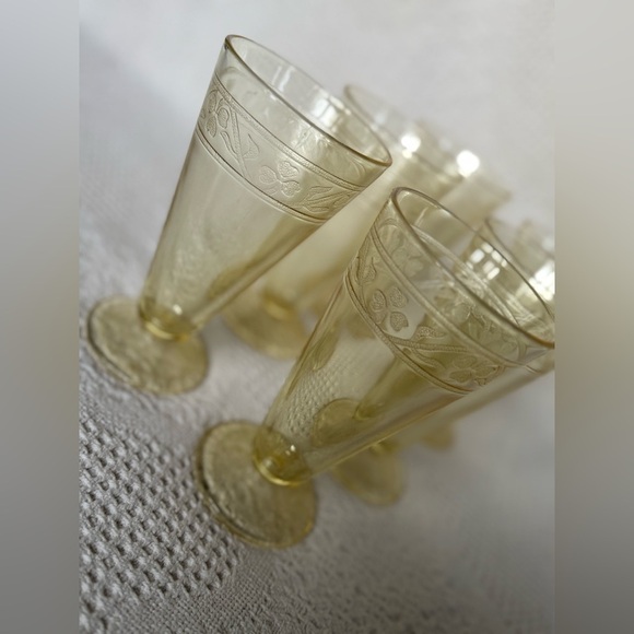 hazel Other - Vintage Hazel Atlas Cloverleaf Yellow Footed Ice Tea Tumbler
